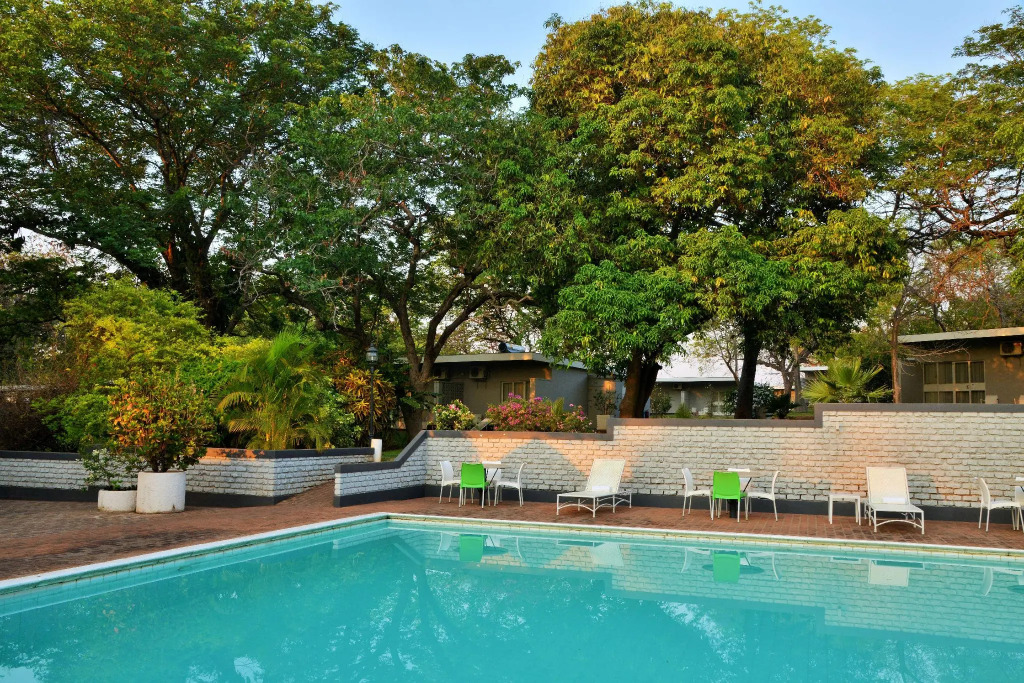 Cresta Sprayview Victoria Falls