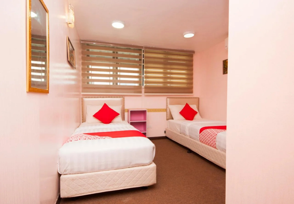 Bintang Square Hotel