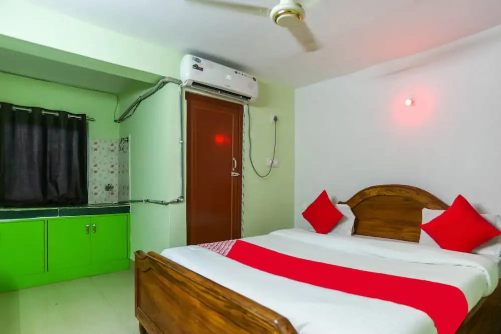 Hotel O Sai Sadanand Residency
