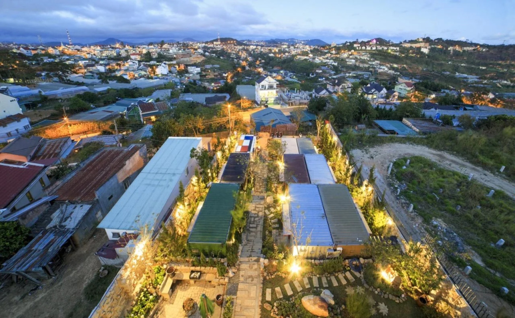 The Dalat Shelter