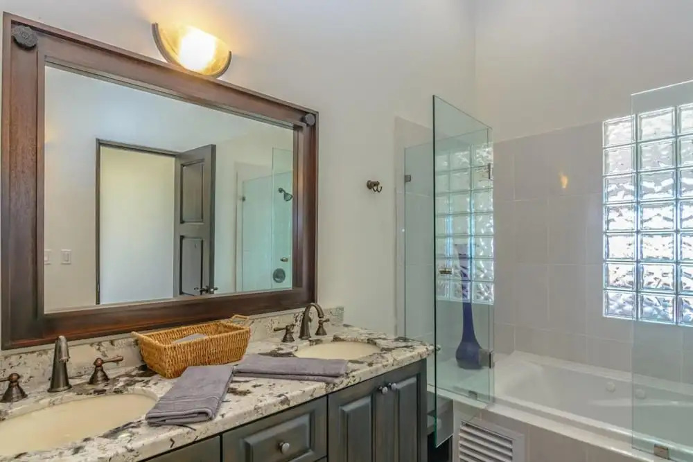 Ocean View with Beach Club Access, Villa Linda 32