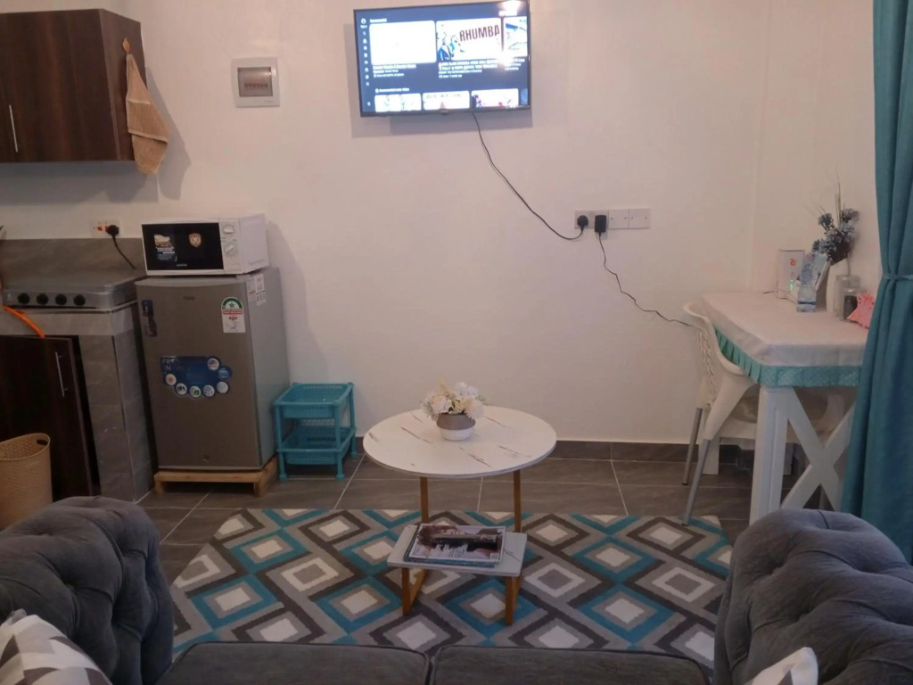 Pride Studio II