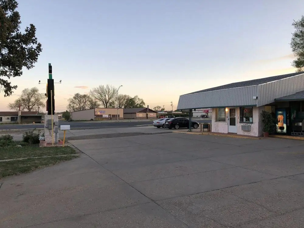 Rodeway Inn & Suites