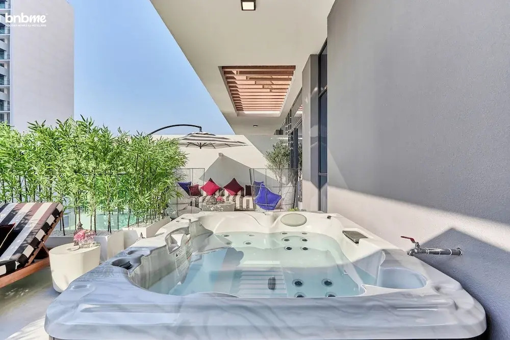 bnbme | Oxford Terraces | 1BR + Study Room