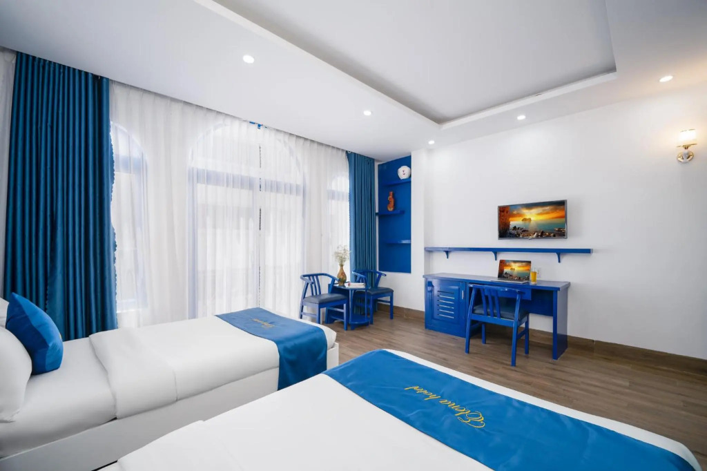 Elena Hotel