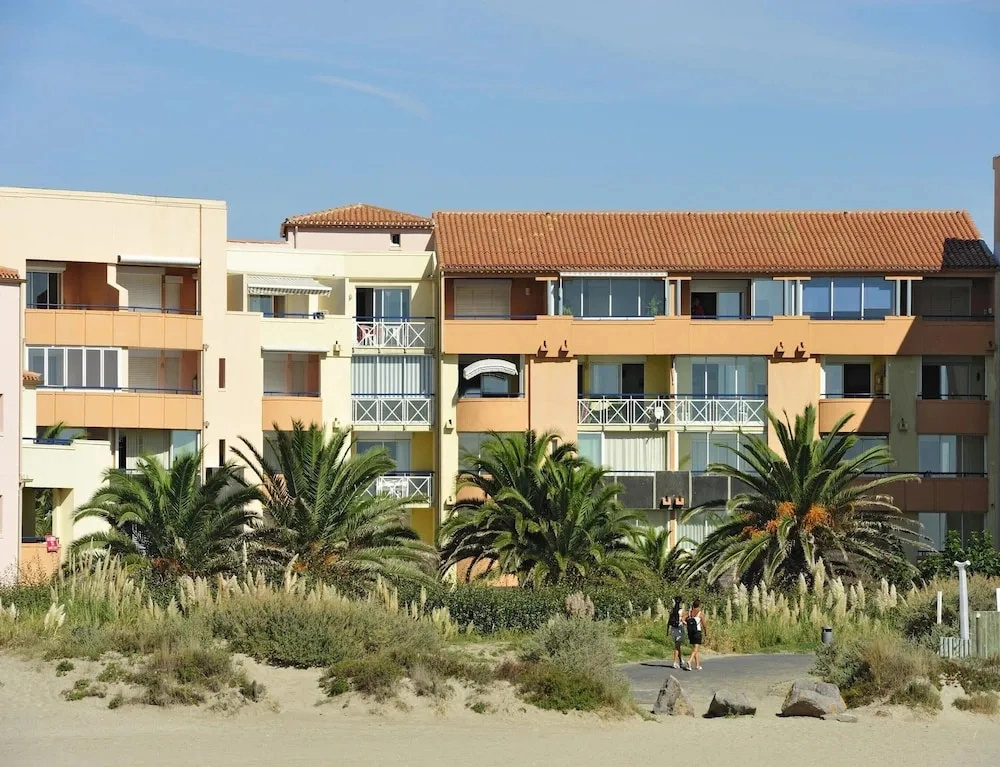 Spacious Coastal Stay for 8 in Cap Dagde
