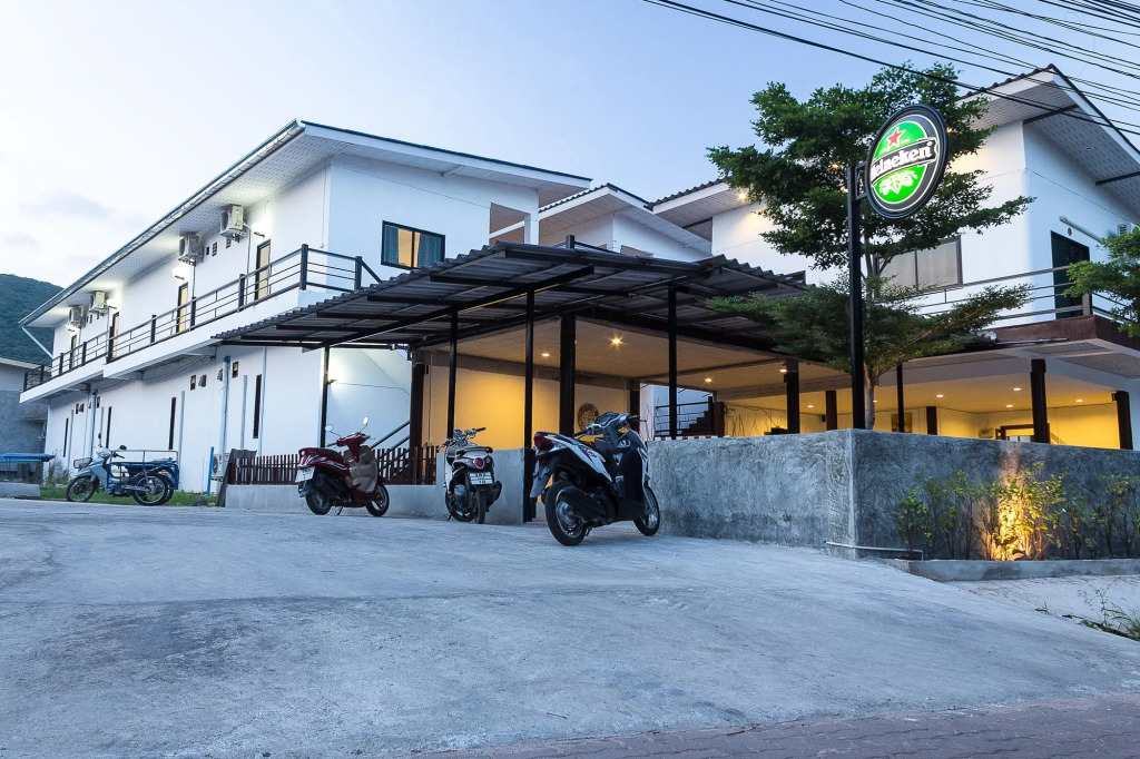 The Rest Hotel