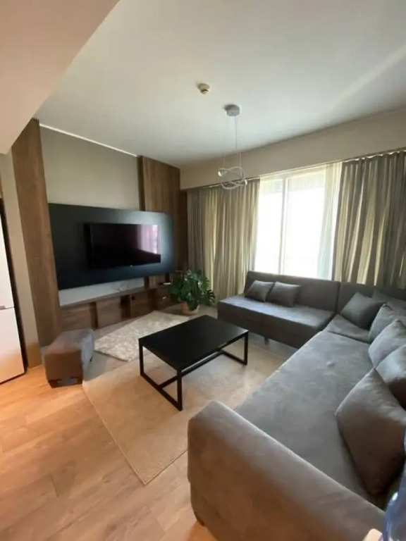 1 1 Balcony Deluxe Apart - Near Mall of Istanbul