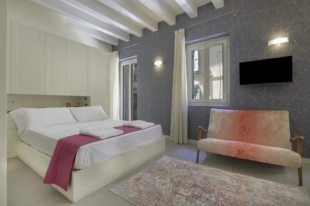 Beautiful Studio Flat With Balcony in Front of Arena