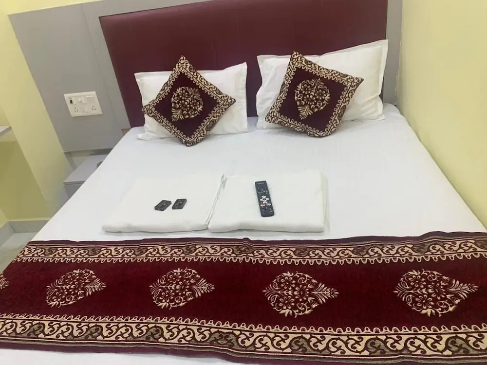 Hotel Sai Plaza