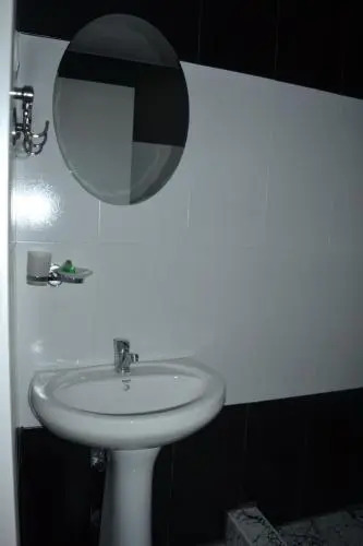 One Mini Hotel