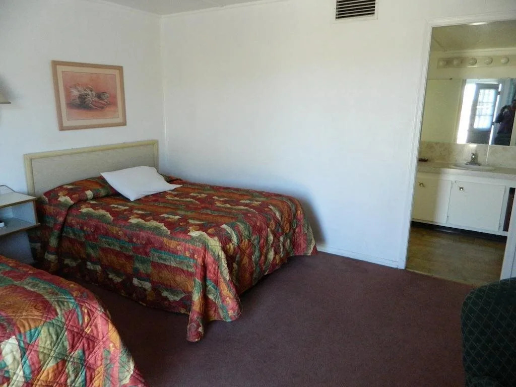 Marine Motel