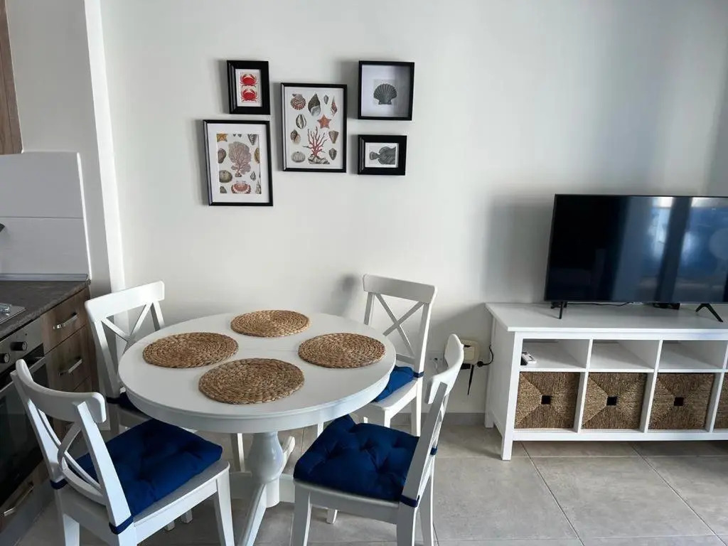 Royal Life Poseidon Block B 1 bedroom