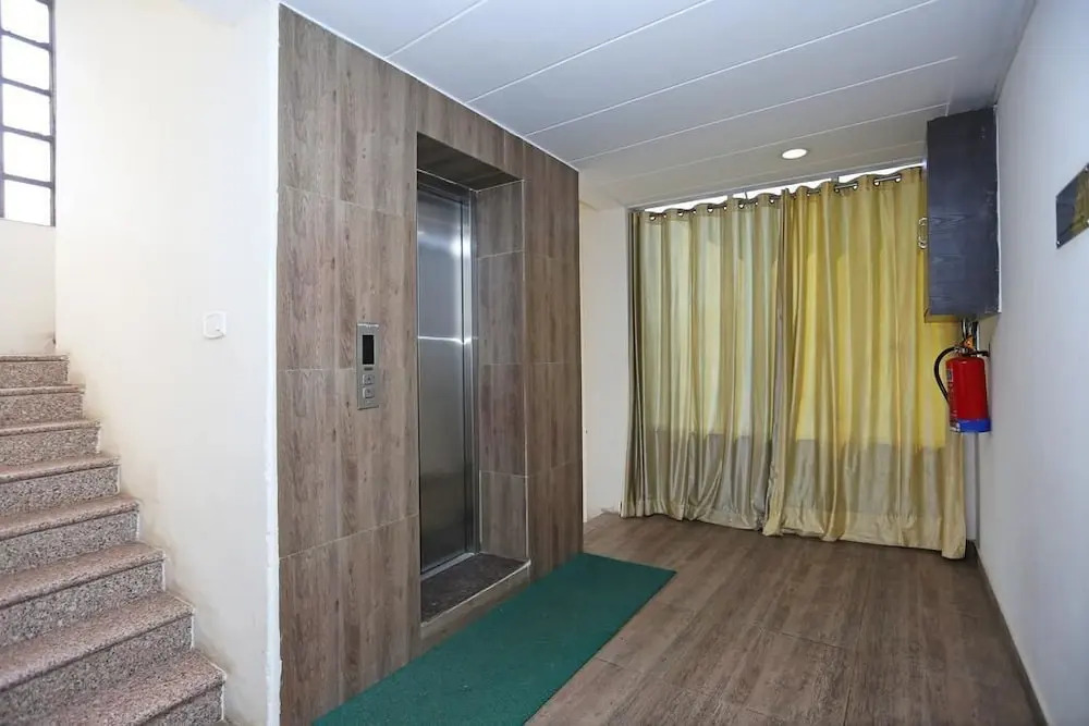OYO Flagship 121 Hotel Sahu