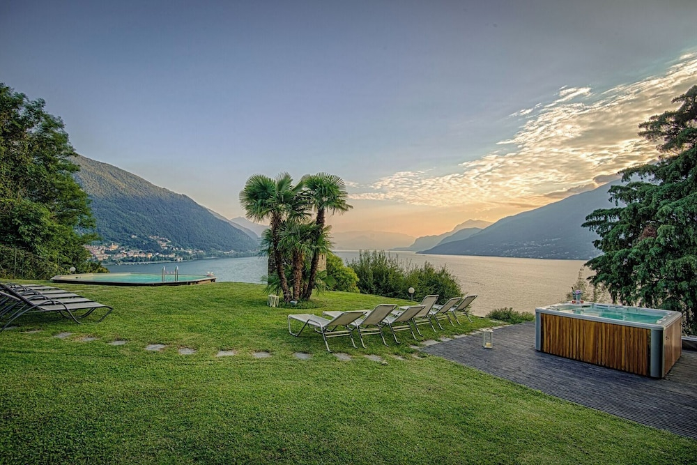 Villa Meraviglia - Private Villa with garden, pool and Breathtaking Lake Como Views