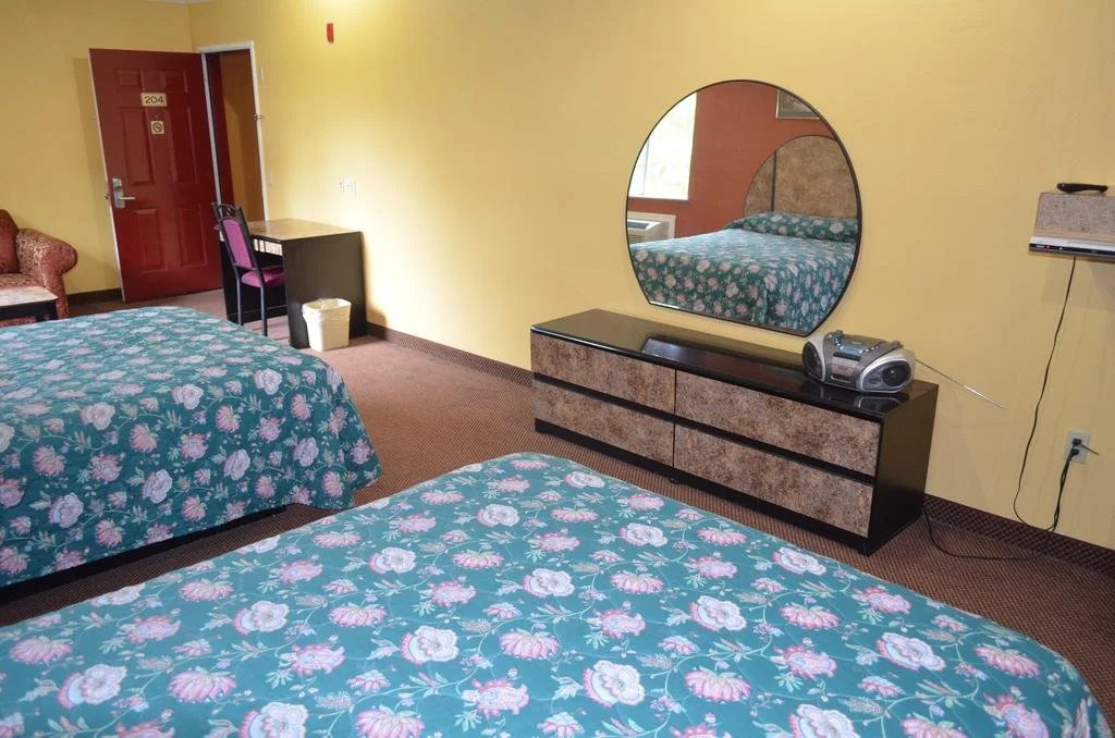 Scottish Inns  Suites IAH Airport South