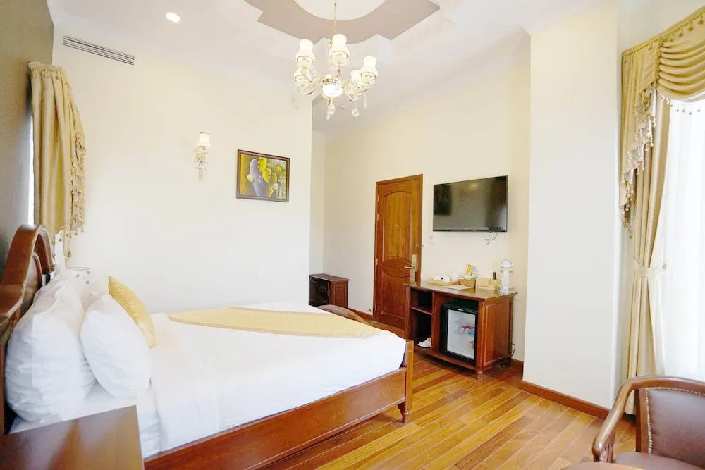 Lam Anh Luxury Hotel