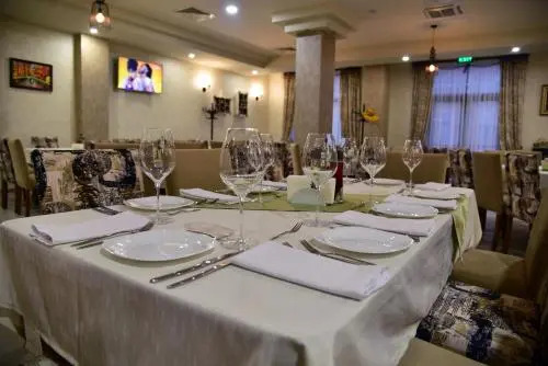 Hesteya Hotel