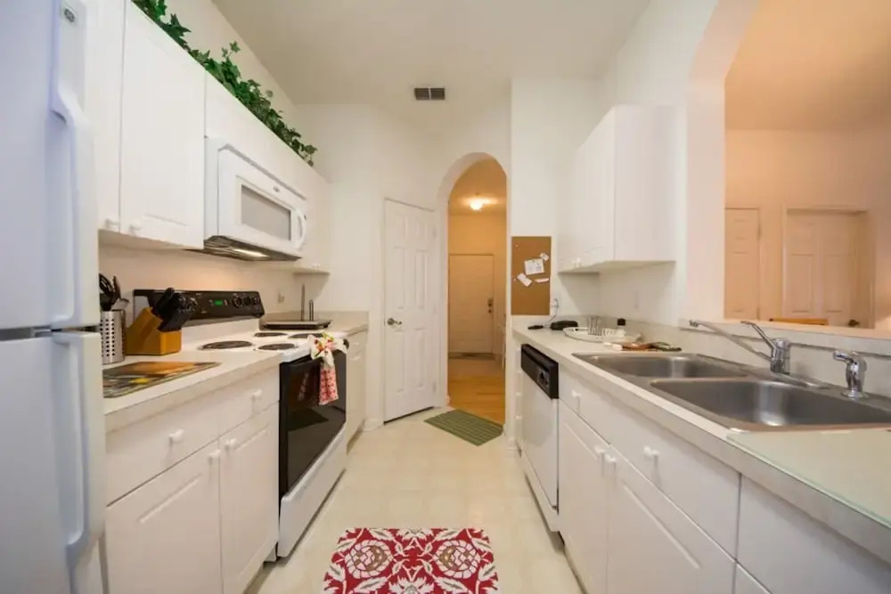 Windsor Palms Condos 8102 - 305