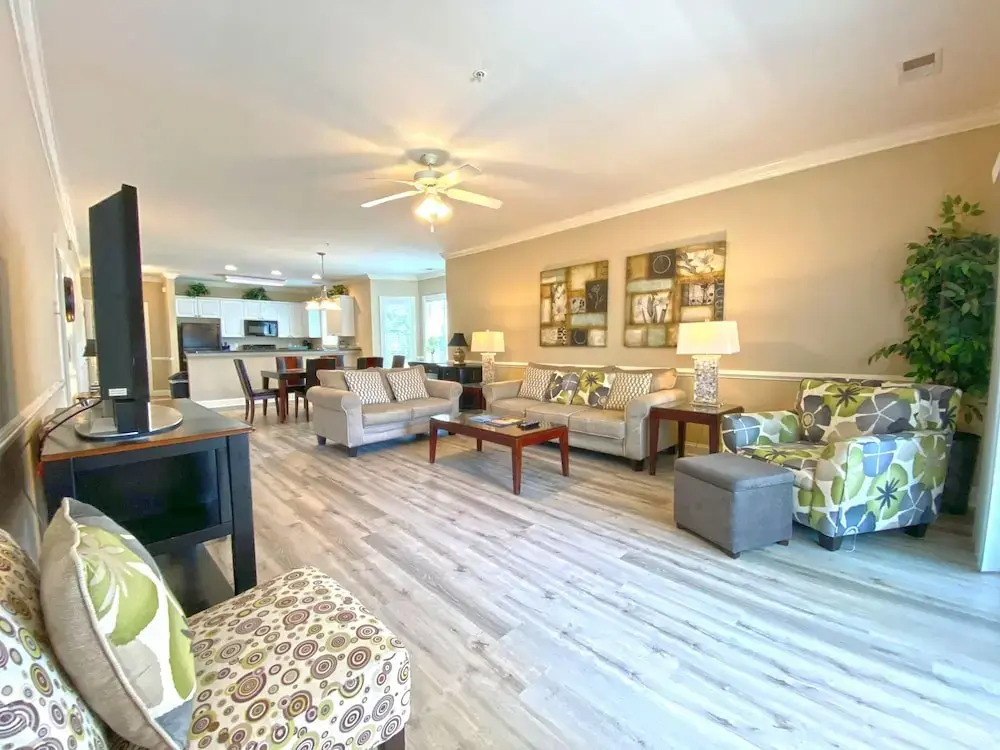Newly Furnished! Premiere Condo w/ Lake View!