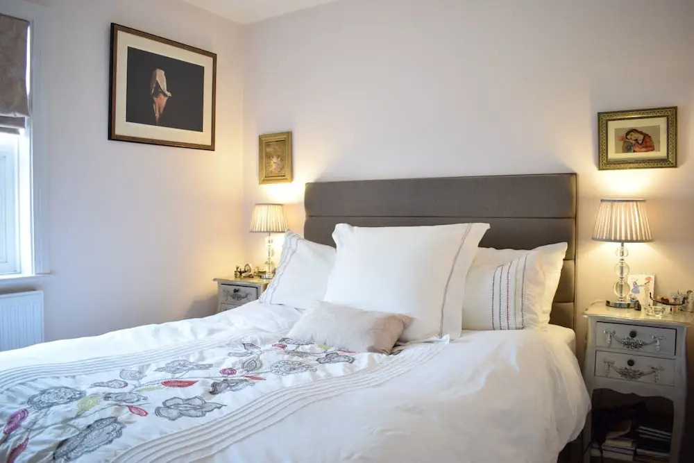 Spacious 1 Bedroom Apartment in Camberwell