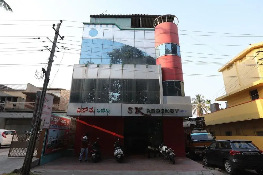 Sanman Regency next to Jaganmohan Palace
