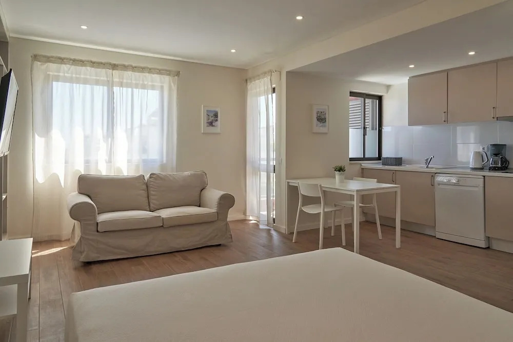 LEGACY SUITES & APARTMENTS ALBUFEIRA AL - No Groups