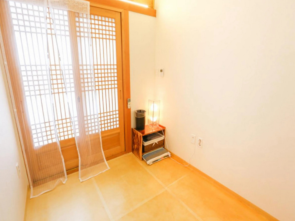Dalzip Bukchon Hanok Guesthouse
