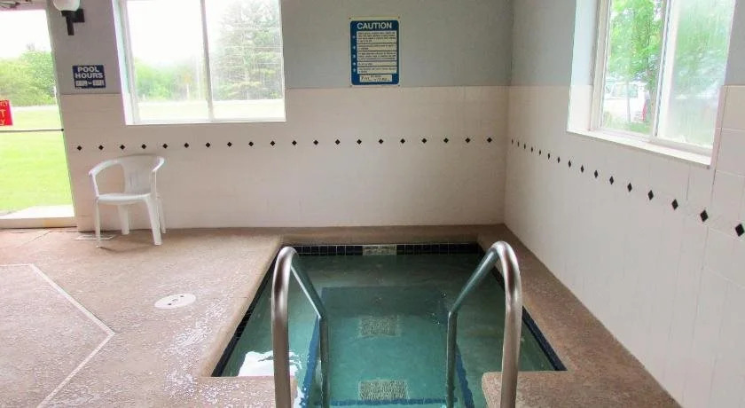 Cumberland Inn and Suites
