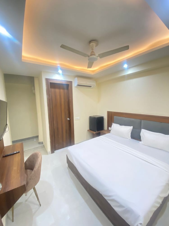 Hotel Air Admire - IGI Airport Delhi