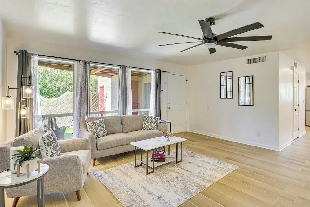 Pool & Hot Tub Access! Catalina Foothills Condo