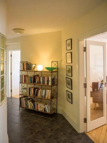 Helen’s Hideaway