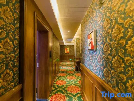 Shenzhen Royal Impression Theme Hotel