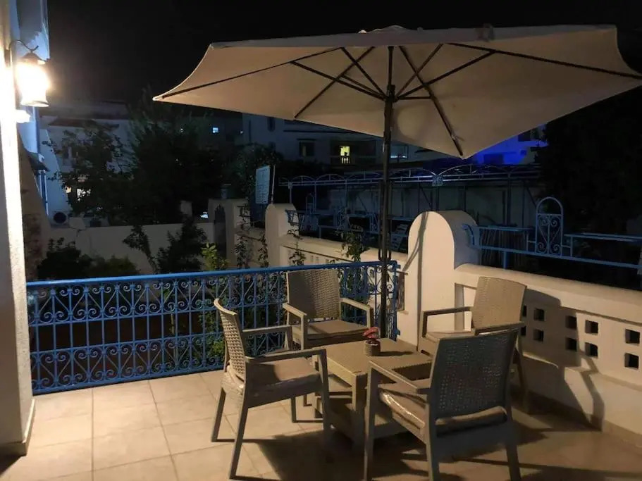 Hammamet northern border (Nabeul), 200m from sea and downtown