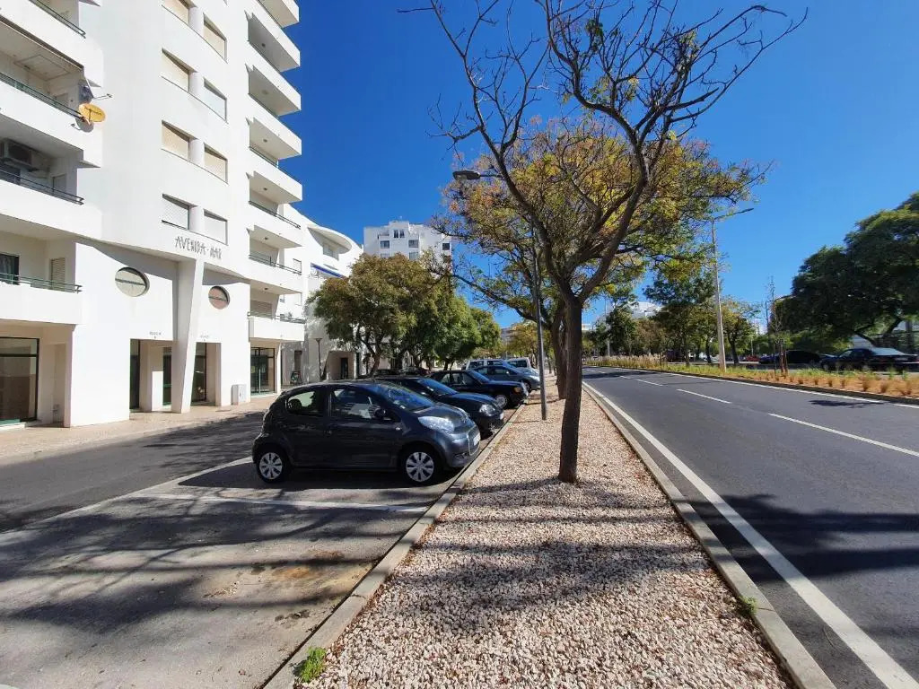 T1 Avenida Mar C- Remodelado com AC