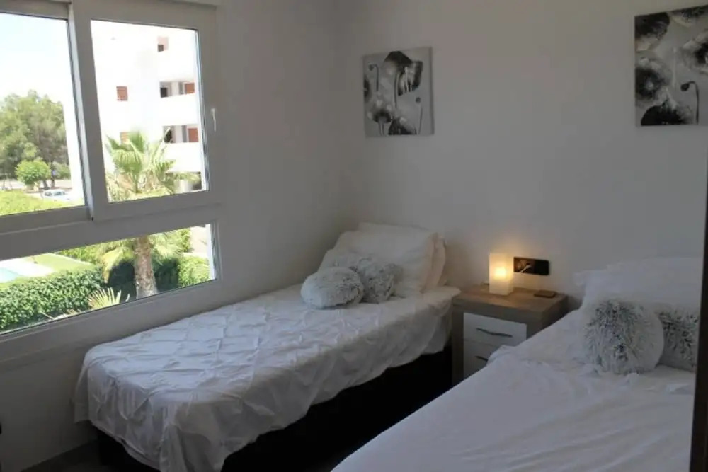 LA Fuente 3 Bedroom Apartment With Comm Pool