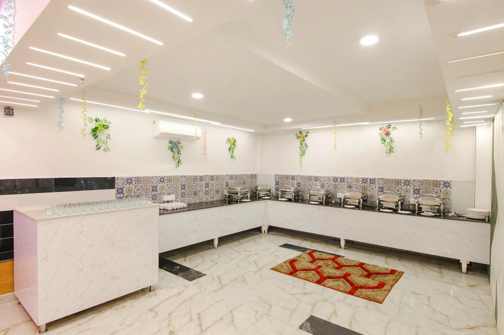 FabHotel Prime the Eminence