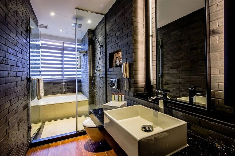 Dazhong Hotel