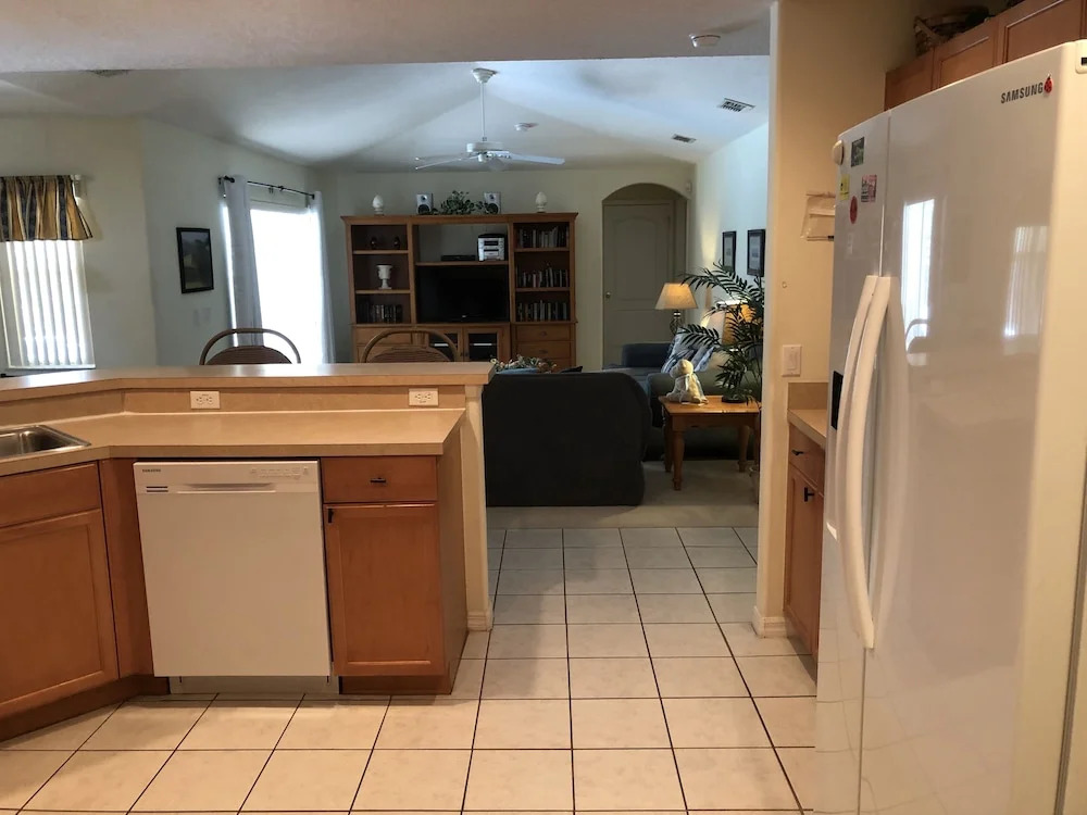 Lovely 4 Bed Home with Private Pool in Disney Area TR215MD