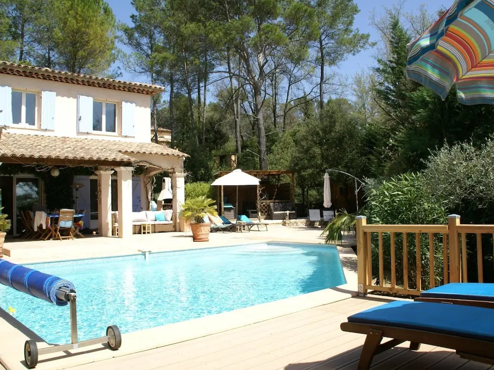 Villa With Private Pool in a Valley in the Forests of the Beloved Lorgues