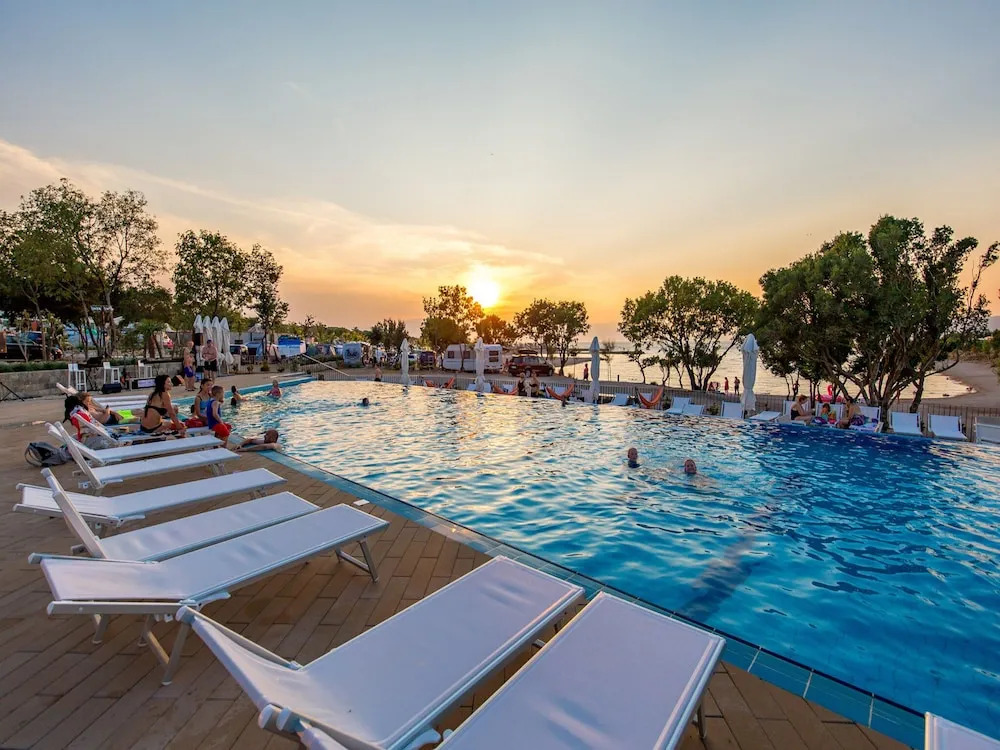 Mobile Homes Camping Omišalj