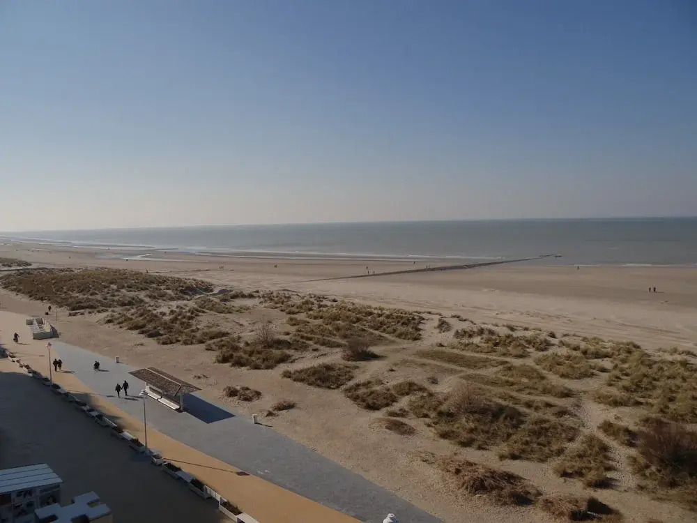 Apartment in Nieuwpoort by the Beach