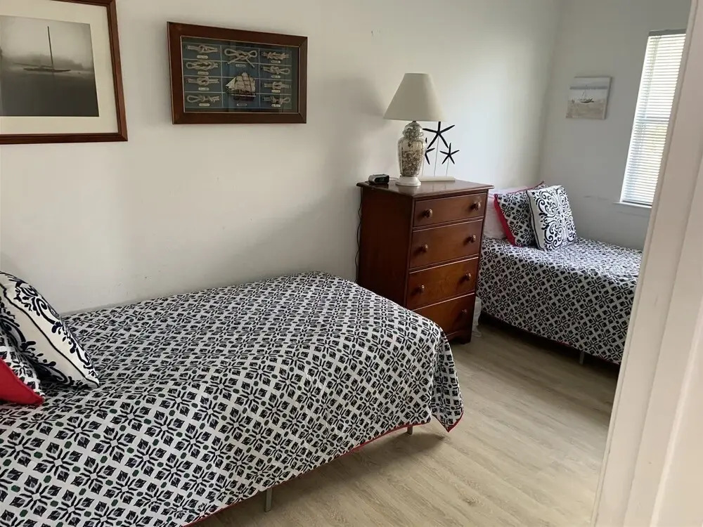 Crows Nest Apartment