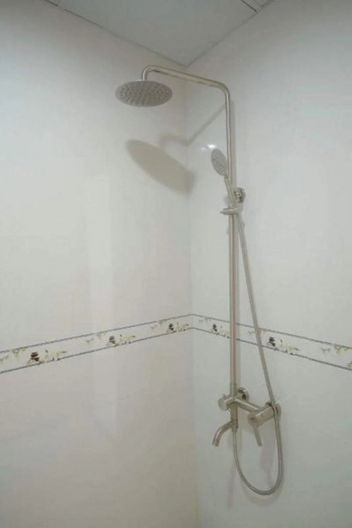 Hung Binh Hotel