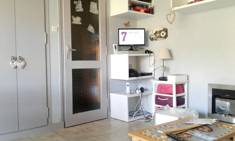 Studio in Allevard, With Wonderful Mountain View, Furnished Balcony an