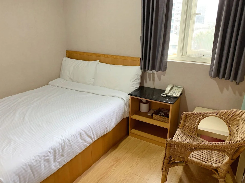 Xian Du Zhuang Hotel