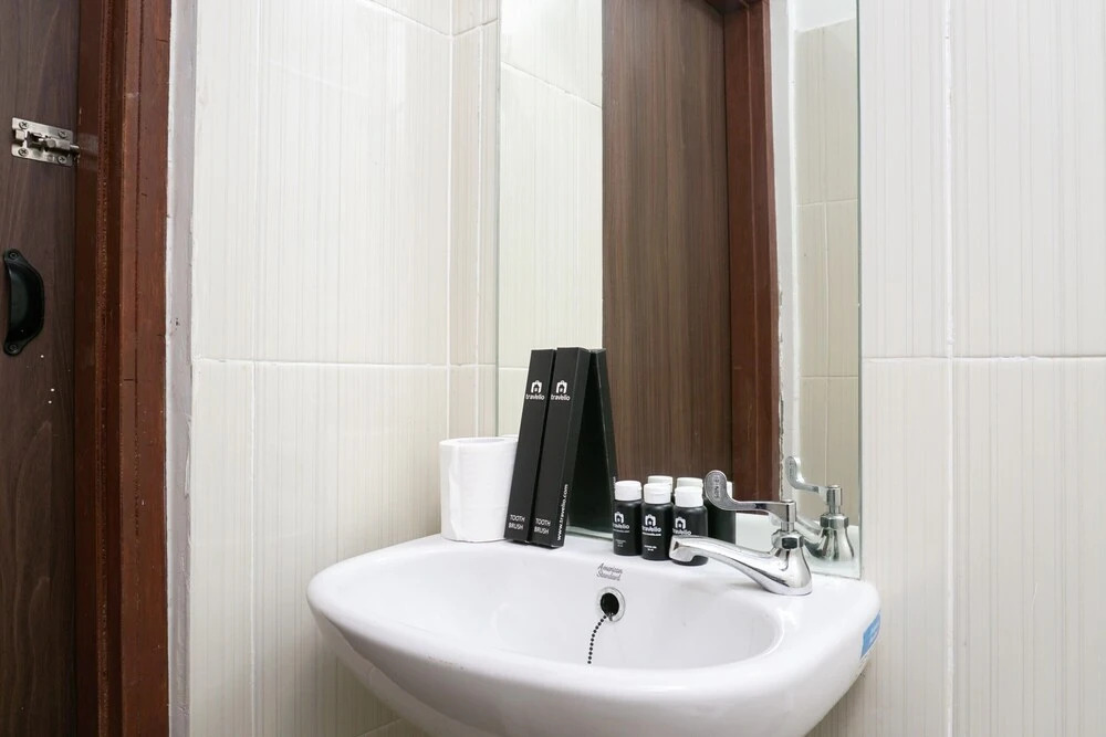 Minimalist Studio 1st Floor at Meruya 8 Puri Kembangan