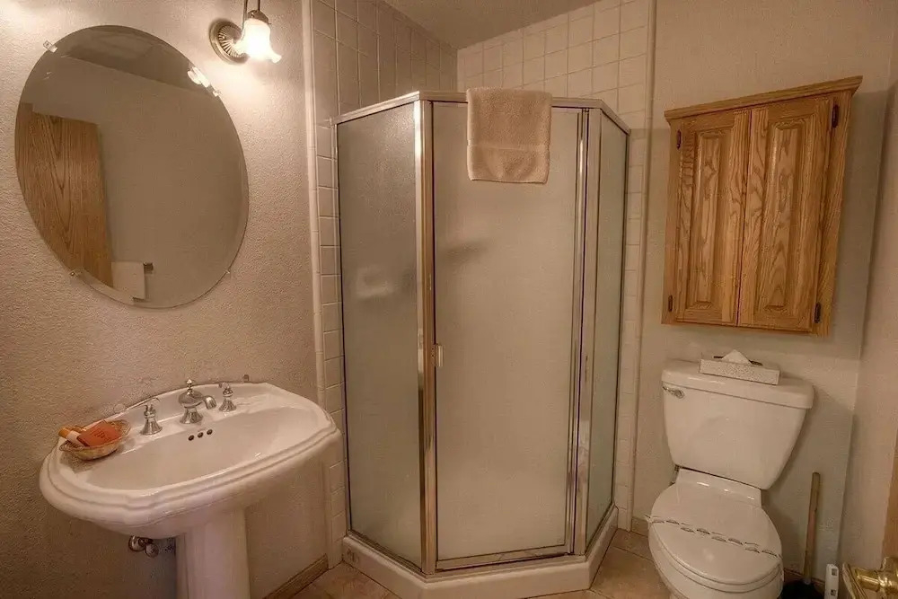 South Lake Tahoe - 4 BR Home Gas BBQ - LTA 8110