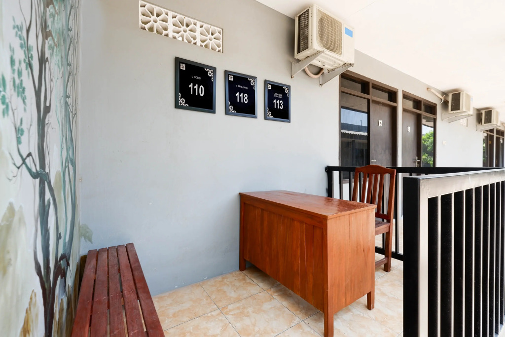 Oyo Life 1600 Griya Kangen