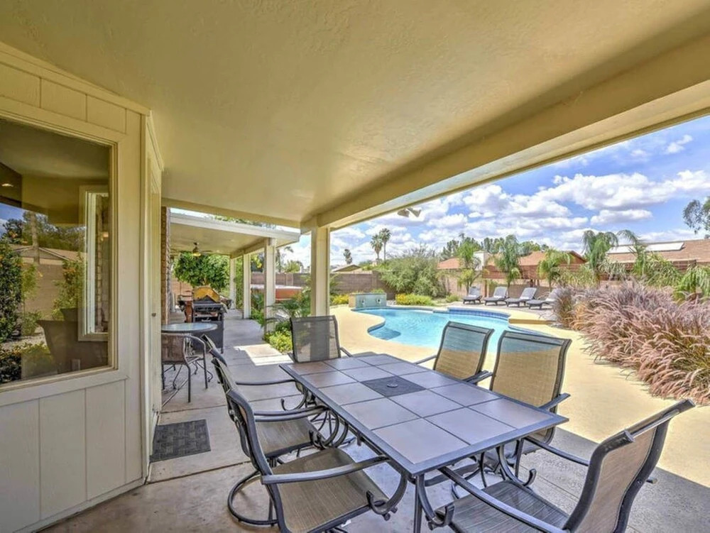 SLS Paradise - Resort Yard with FREE Heated Pool, Spa, Boccie & More.